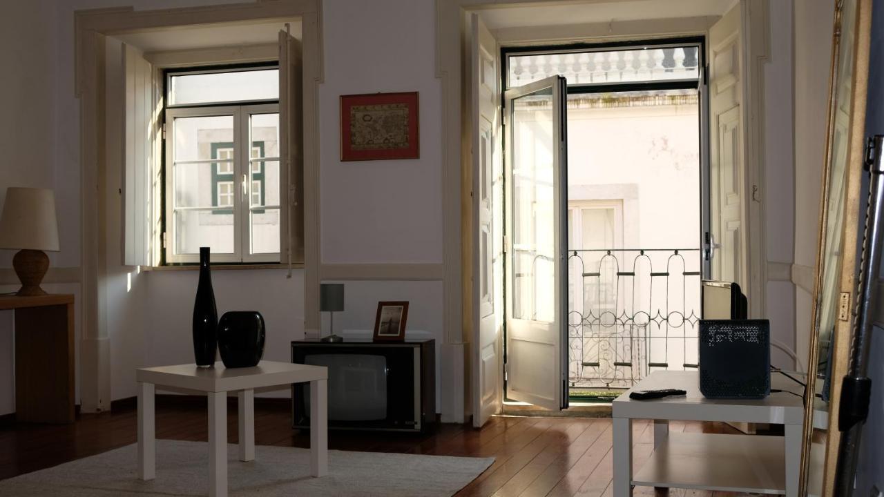 Apartamento Central Para Grupo Ou Familias Lisbon Exterior photo