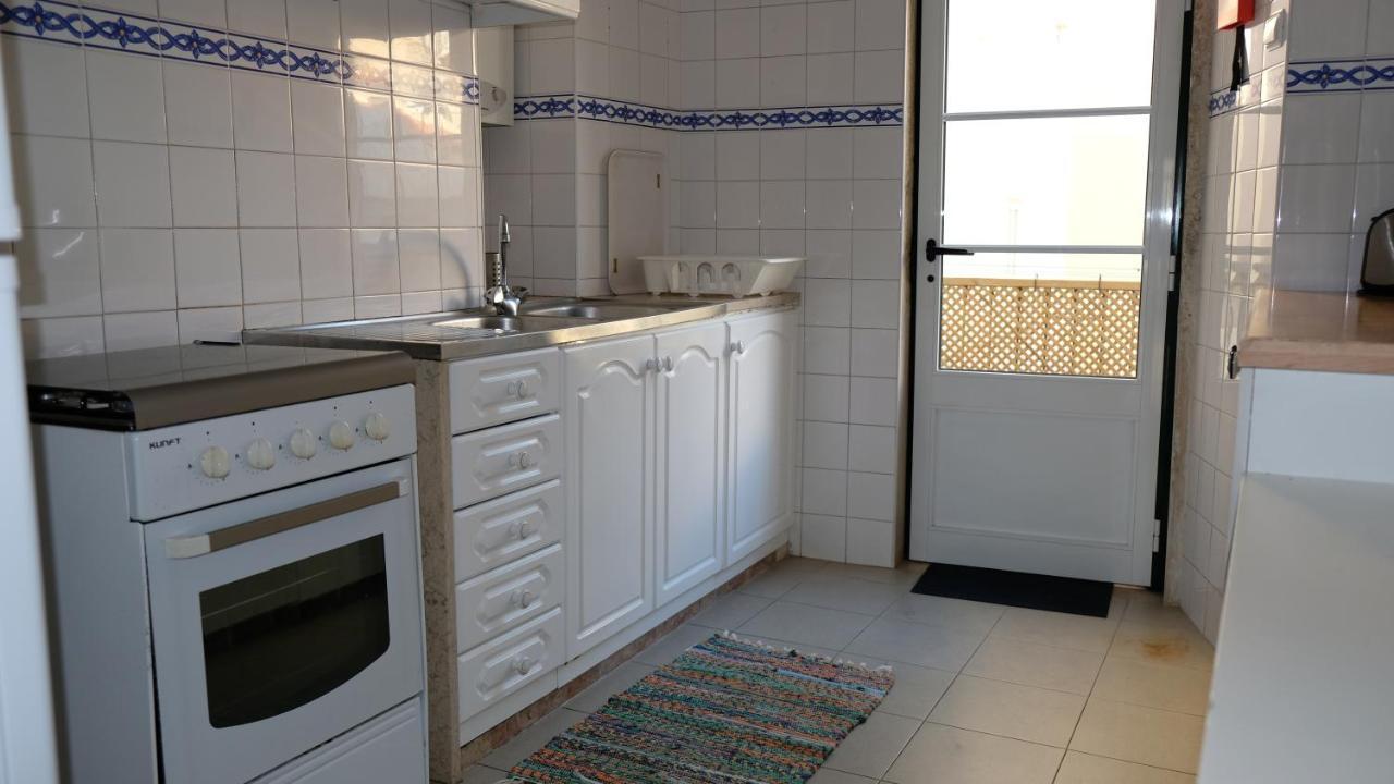 Apartamento Central Para Grupo Ou Familias Lisbon Exterior photo