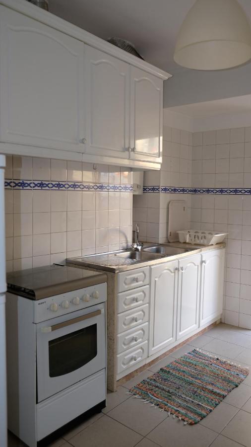 Apartamento Central Para Grupo Ou Familias Lisbon Exterior photo