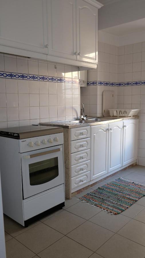 Apartamento Central Para Grupo Ou Familias Lisbon Exterior photo