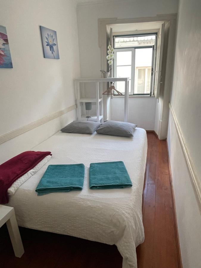 Apartamento Central Para Grupo Ou Familias Lisbon Exterior photo