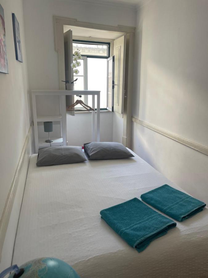 Apartamento Central Para Grupo Ou Familias Lisbon Exterior photo